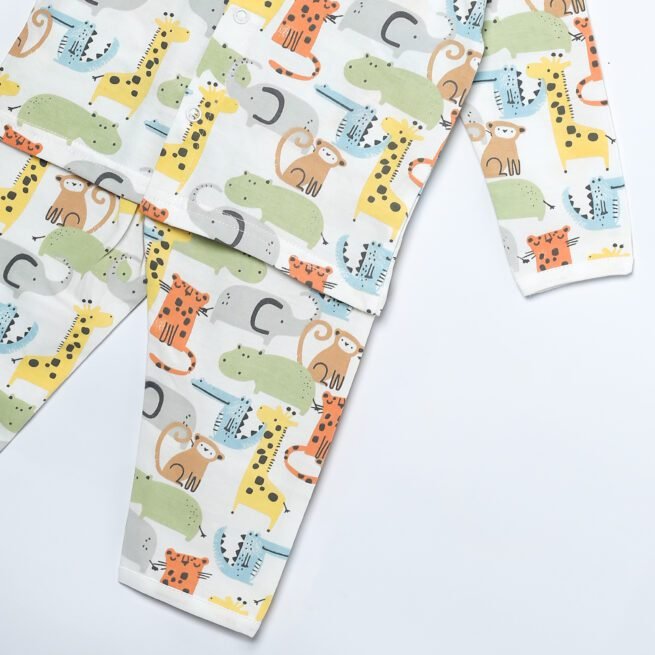 Rainbow Radiance: Toffy House Brand White and Multicolor Print T-Shirt and Pant Set for Kids - Image 3